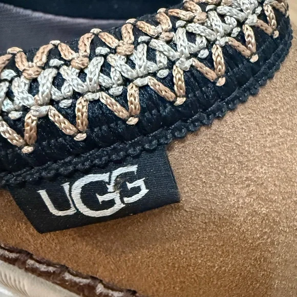 UGG Chestnut Platform Clogs Slippers Women’s 7 EU 38 - Picture 9 of 10